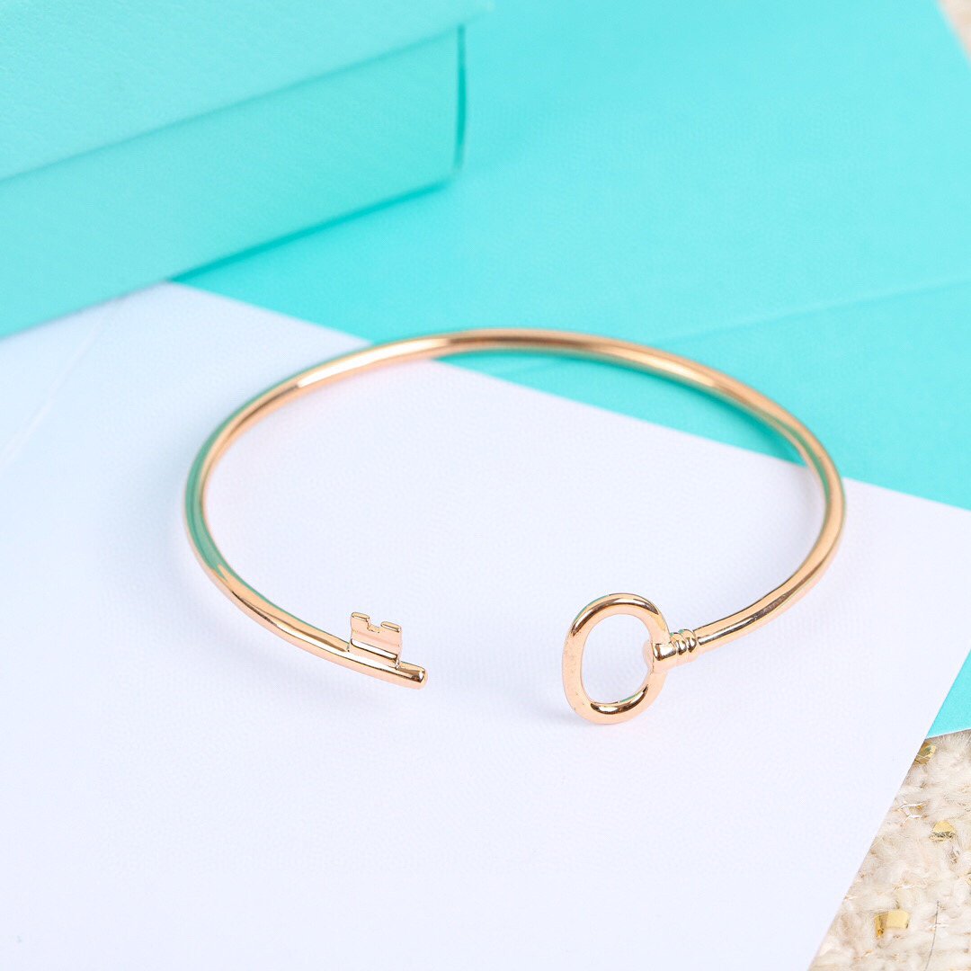 [Regalia Jewels]KEY WIRE OVAL BRACELET