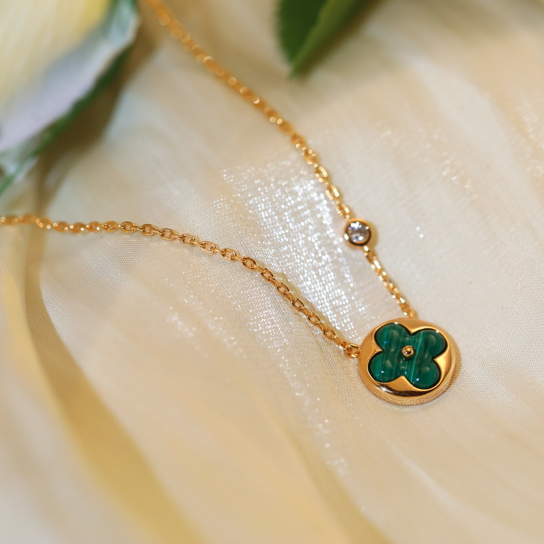 [Regalia Jewelry]SUN PEDANT PINK GOLD 1 DIAMOND NECKLACE