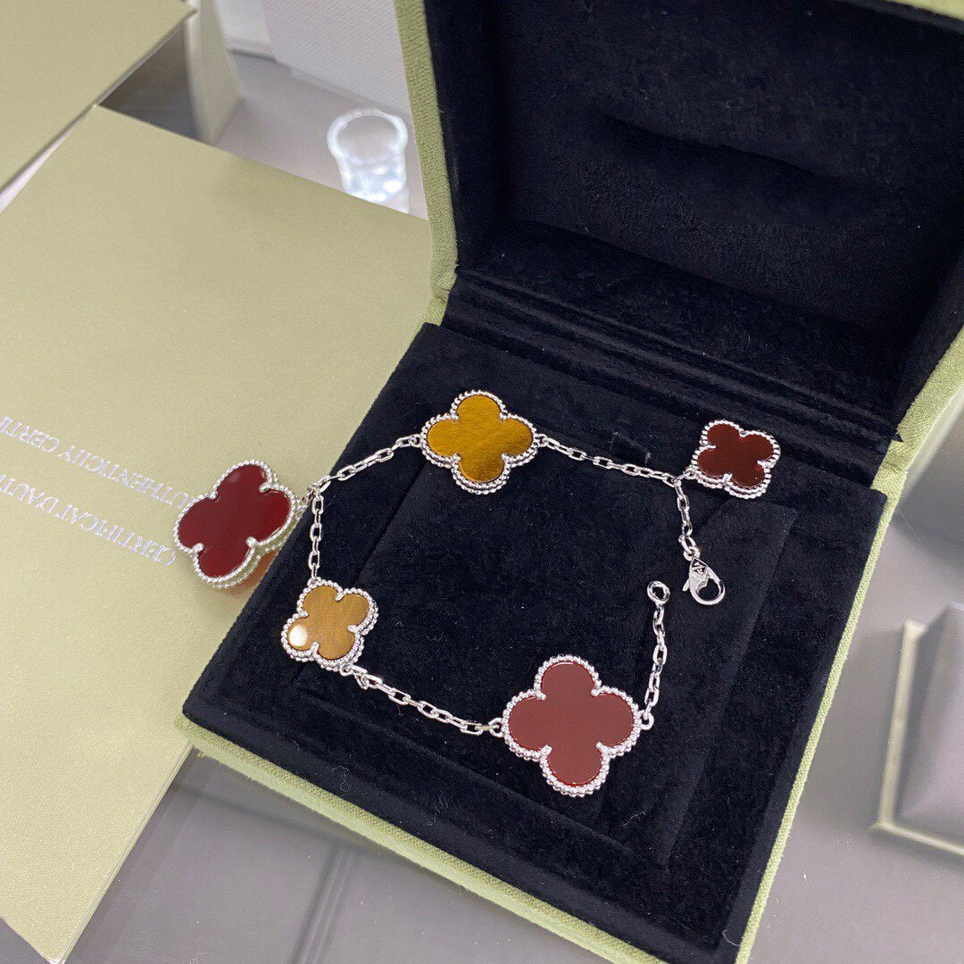 [Regalia Jewelry]CLOVER 5 MOTIFS SIVLER CARNELIAN TIGER EYE BRACELET
