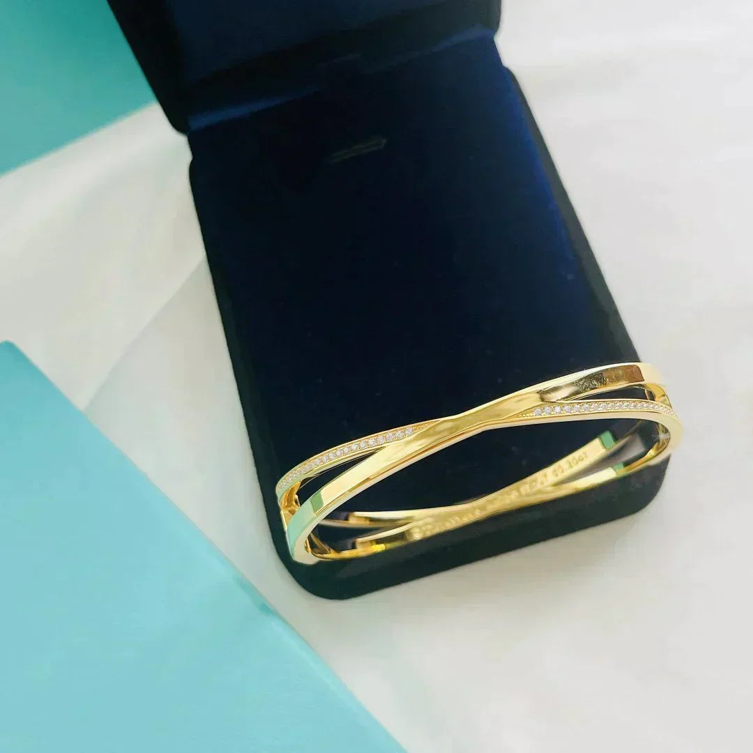 [Regalia Jewels]NARROW HINGED BANGLEIN WITH DIAMONDS SMALL
