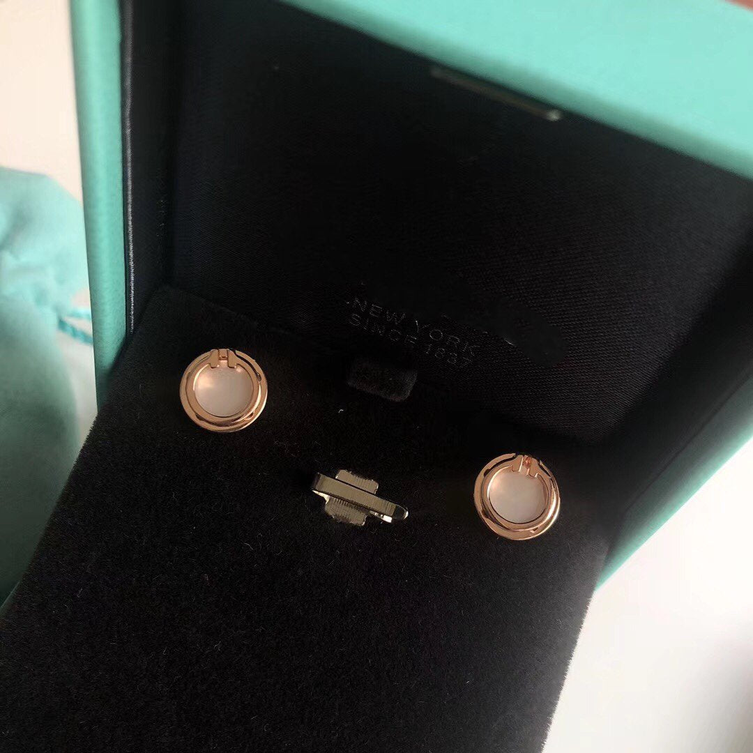 [Regalia Jewels]PEARL CIRCLE EARRINGS MOTHER