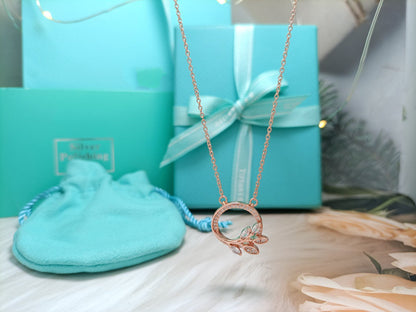 [Regalia Jewels]DIAMOND VINE CIRCLE PENDANT PLATINUM NECKLACE
