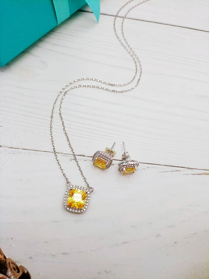 [Regalia Jewels]SPARKLERS CITRINE GEMSTONE PENDANT NECKLACE STERLING SILVER