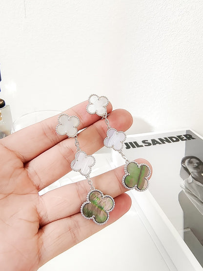 [Regalia Jewelry]CLOVER 3 MOTIFS CHALCEDONY DARK MOP SILVER EARRINGS