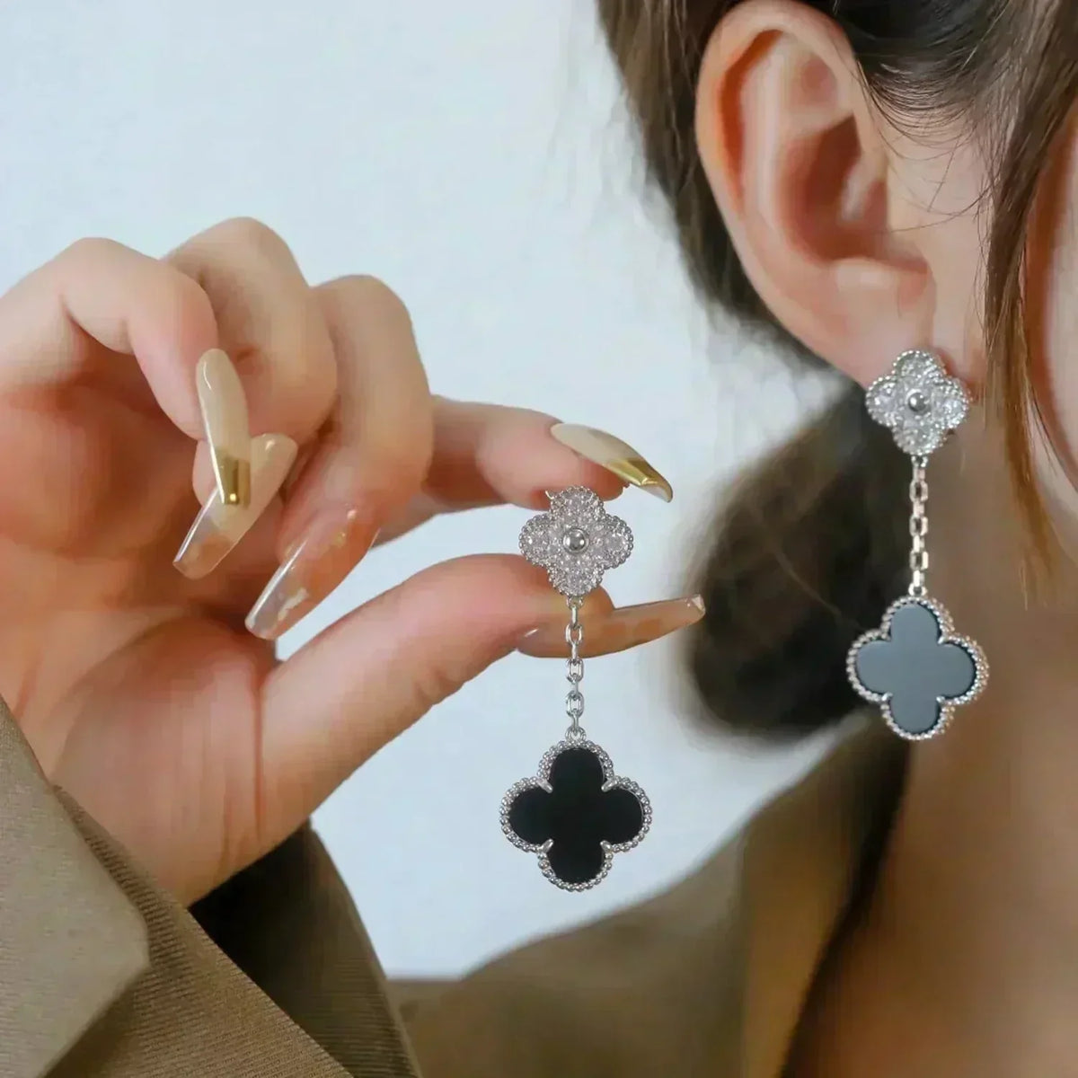 [Regalia Jewelry]CLOVER 2 MOTIFS  DIAMOND ONYX EARRINGS SILVER