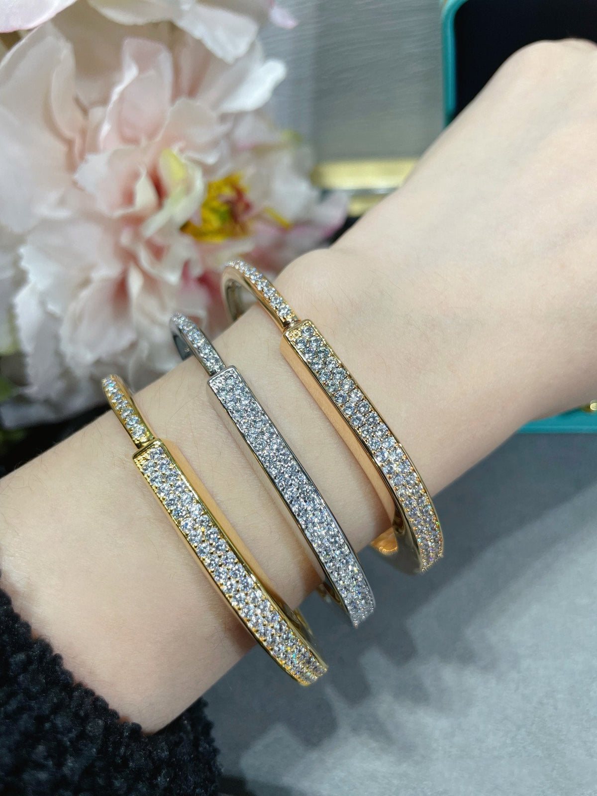[Regalia Jewels]LOCK BRACELET DIAMOND PAVED
