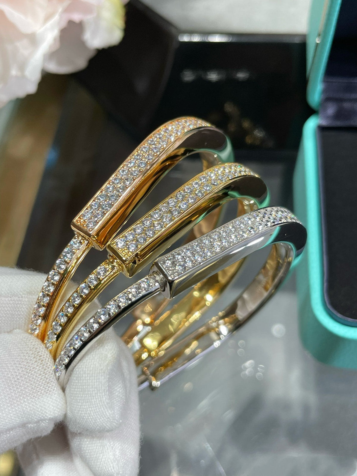 [Regalia Jewels]LOCK BRACELET DIAMOND PAVED