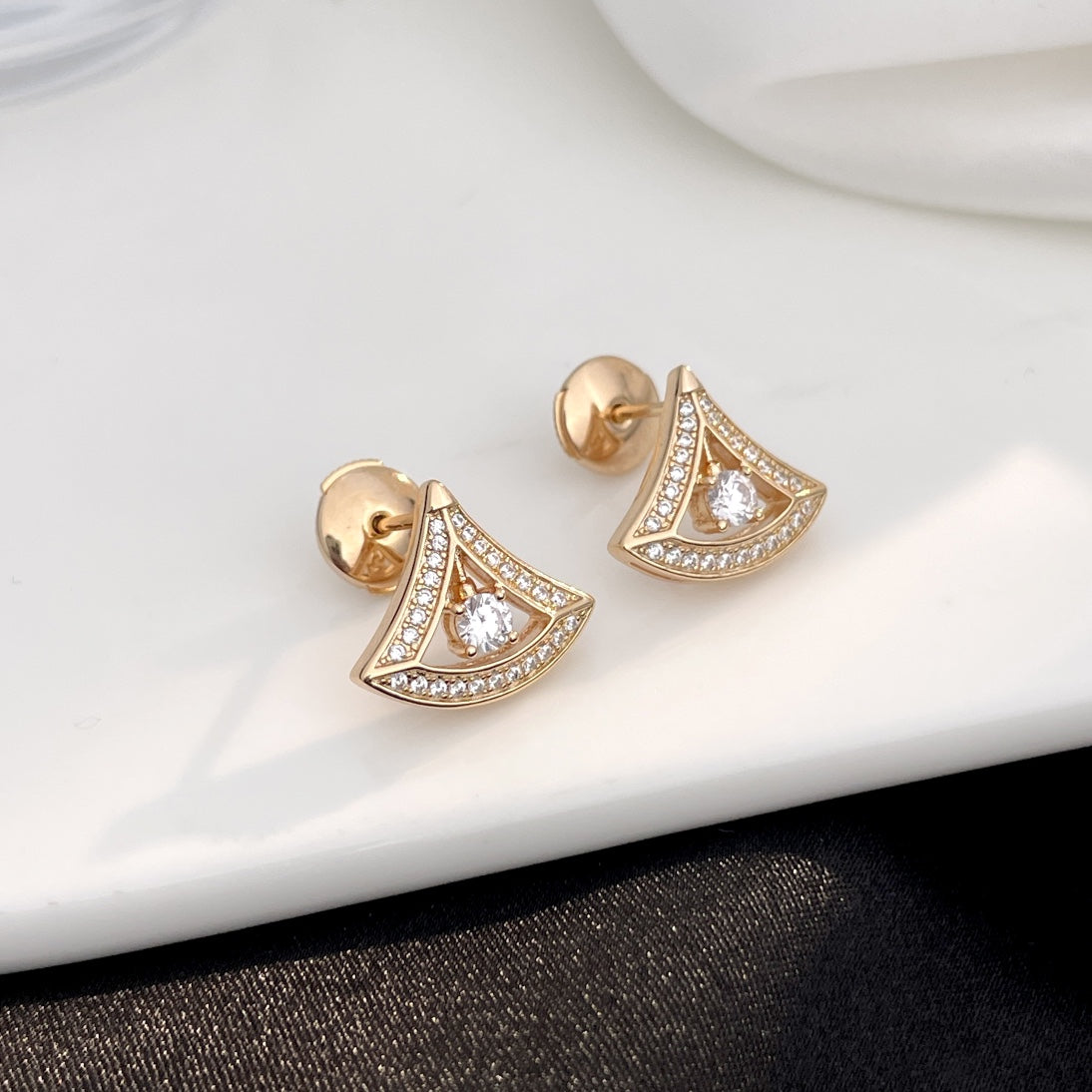 [Regalia Jewelry]DREAM MINI DIAMOND STUD EARRINGS