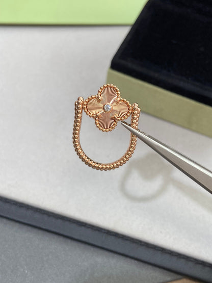 [Regalia Jewelry]CLOVER RIVERSIBLE ROSE GOLD RING