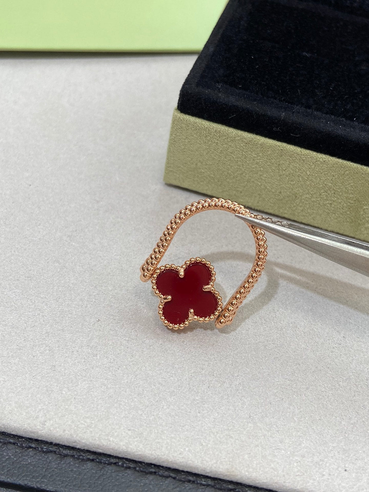 [Regalia Jewelry]CLOVER RIVERSIBLE ROSE GOLD RING