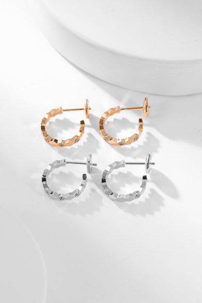 [Regalia Jewelry]BEE LOVE DIAMOND HOOP EARRINGS