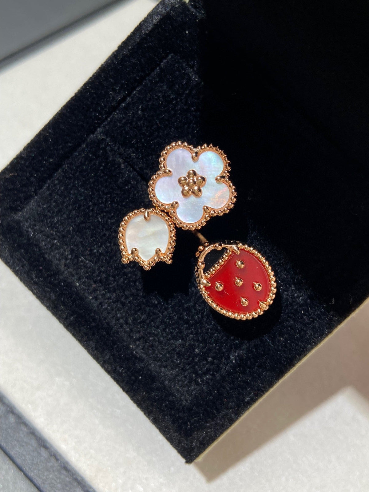 [Regalia Jewelry]LUCKY 3 MOTIF ROSE GOLD RING