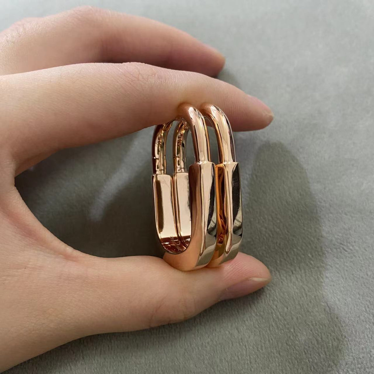 [Regalia Jewels]LOCK MEDIUM EARRINGS