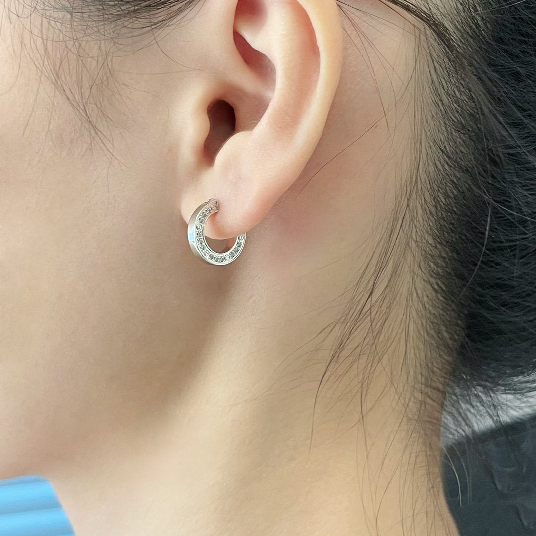 [Regalia Jewelry]LOVE DIAMOND EARRINGS