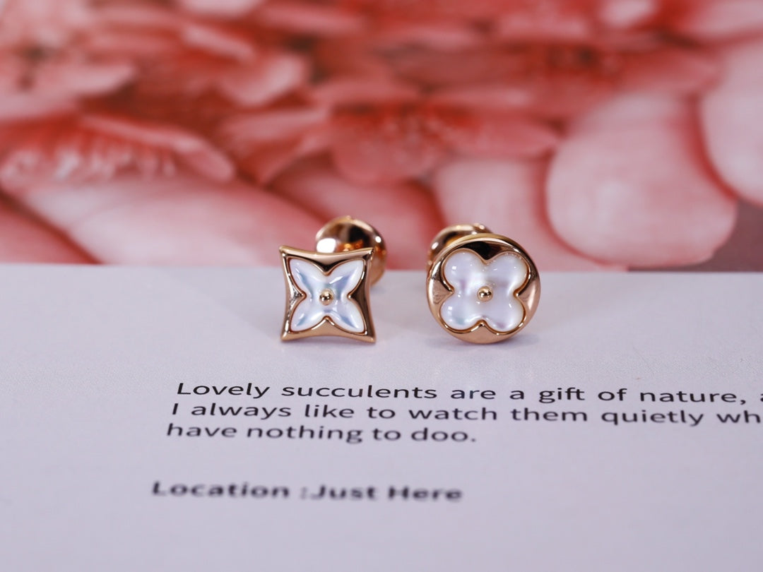 [Regalia Jewelry]STAR AND SUN PINK GOLD MOP STUD EARRINGS