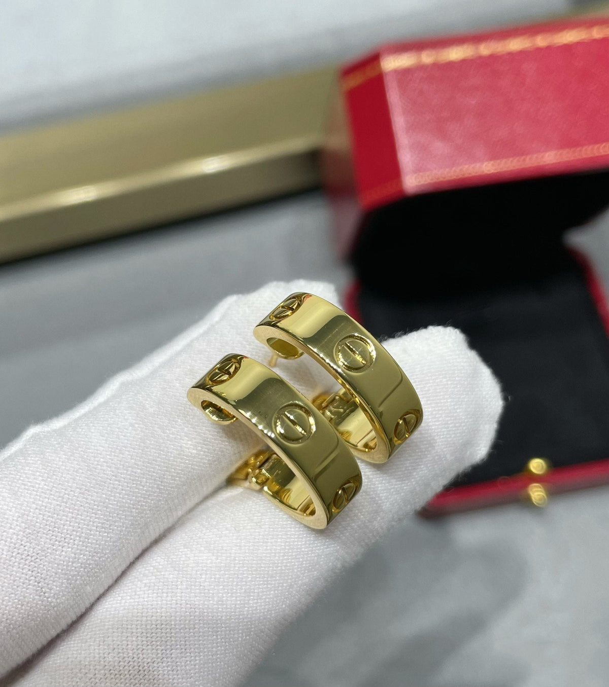 [Regalia Jewelry]LOVE 5.5MM EARRINGS