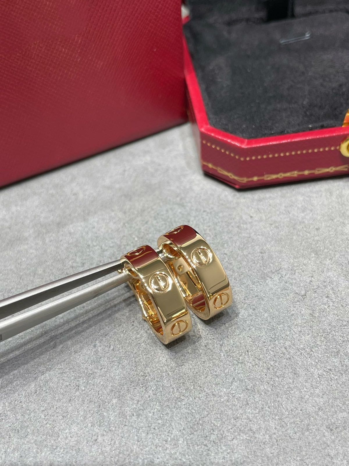 [Regalia Jewelry]LOVE 5.5MM EARRINGS
