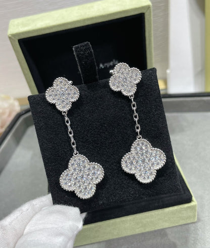 [Regalia Jewelry]CLOVER 2 MOTIFS DIAMOND PAVED SILVER EARRINGS