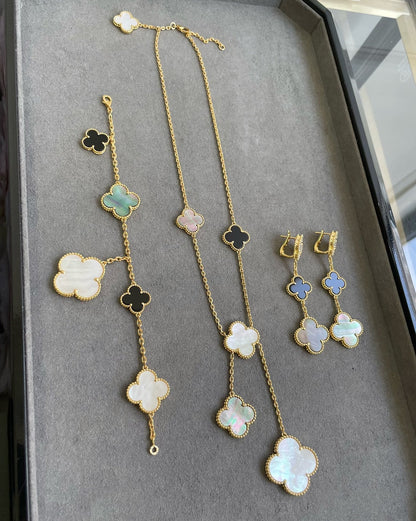 [Regalia Jewelry]CLOVER 3 MOTIF MOP ONYX DARK MOP PINK GOLD EARRINGS
