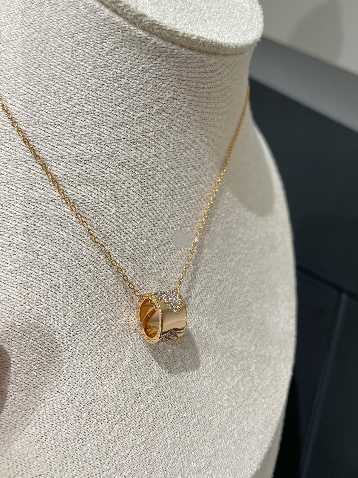 [Regalia Jewelry]LIENS EVIDENCE DIAMOND PAVED NECKLACE