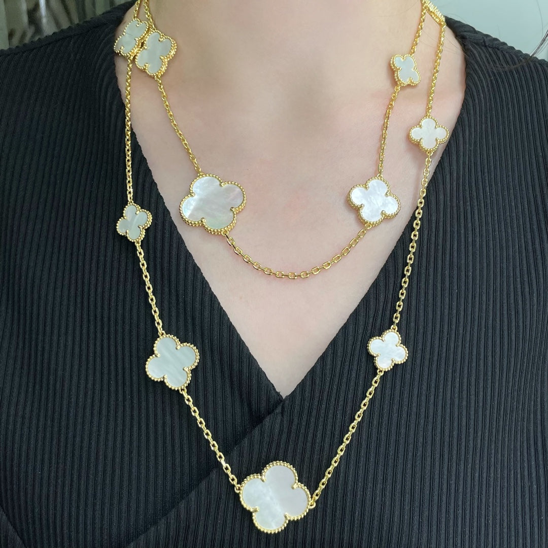 [Regalia Jewelry]CLOVER 16 MOTIF WHITE MOP GOLD NECKLACE