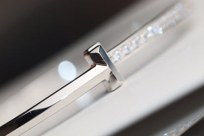 [Regalia Jewels]NARROW T1 HINGED BANGLE DIAMOND SILVER