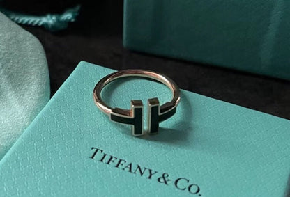 [Regalia Jewels]T SMALL ONYX PINK GOLD RING