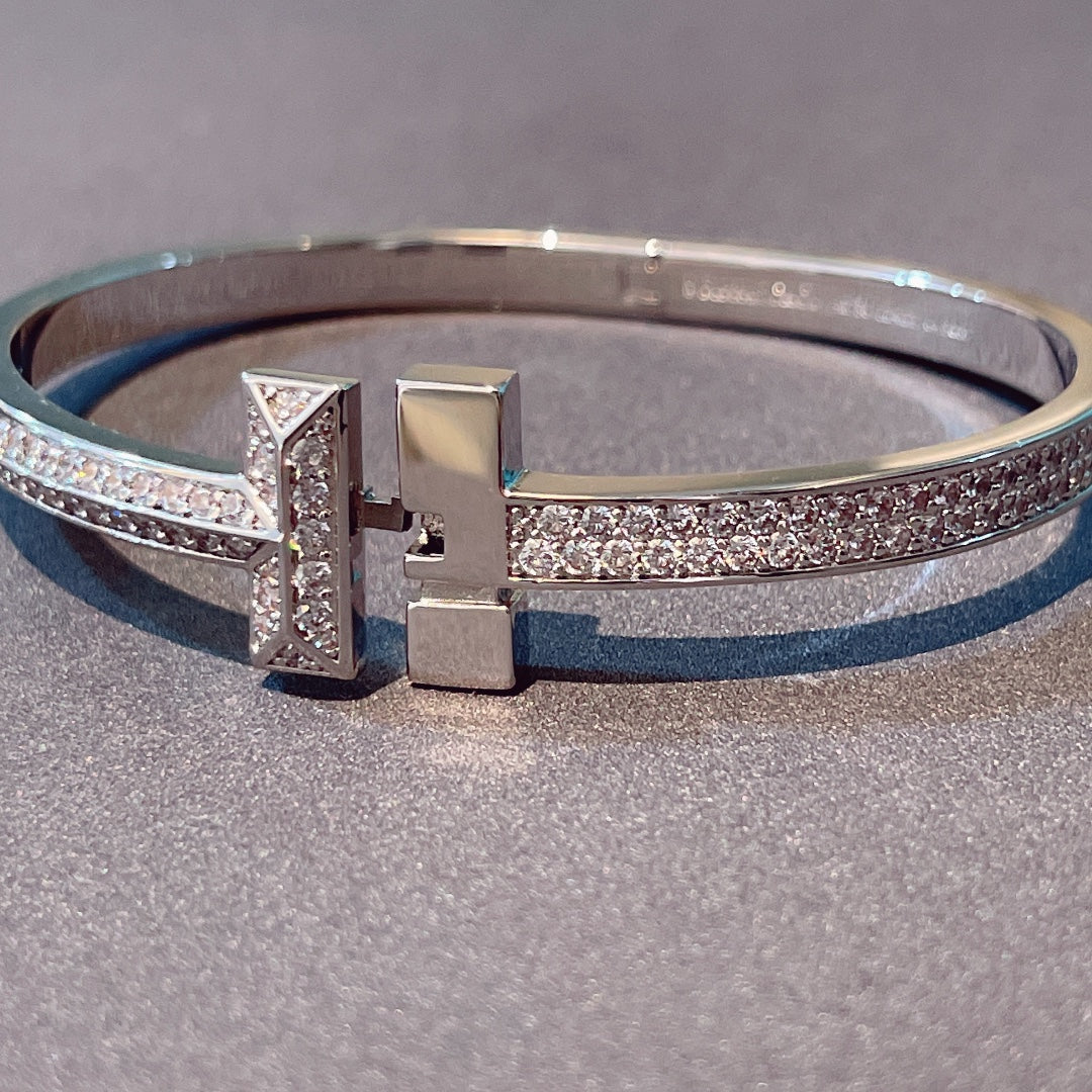 [Regalia Jewels]T1 WIDE HINGED BANGLE DIAMOND PAVED BRACELET
