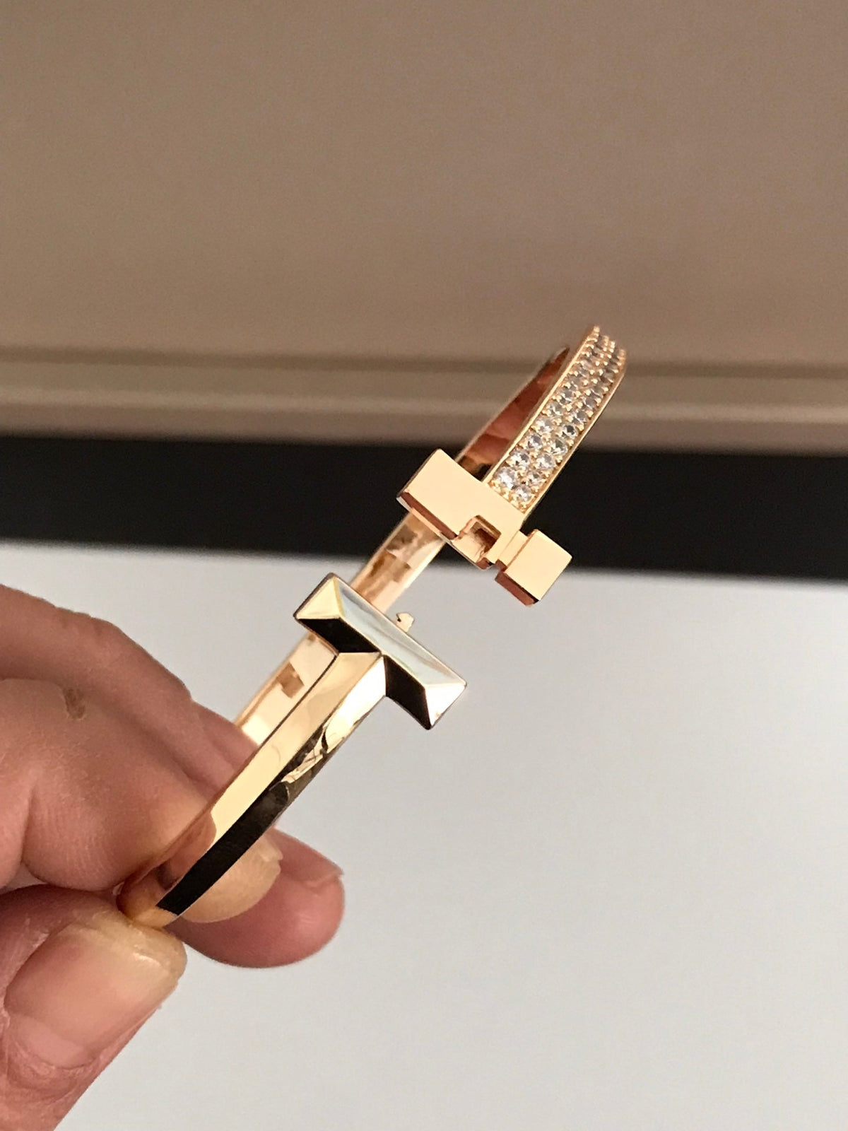 [Regalia Jewels]T1 WIDE DIAMOND HINGED BANGLE PINK GOLD