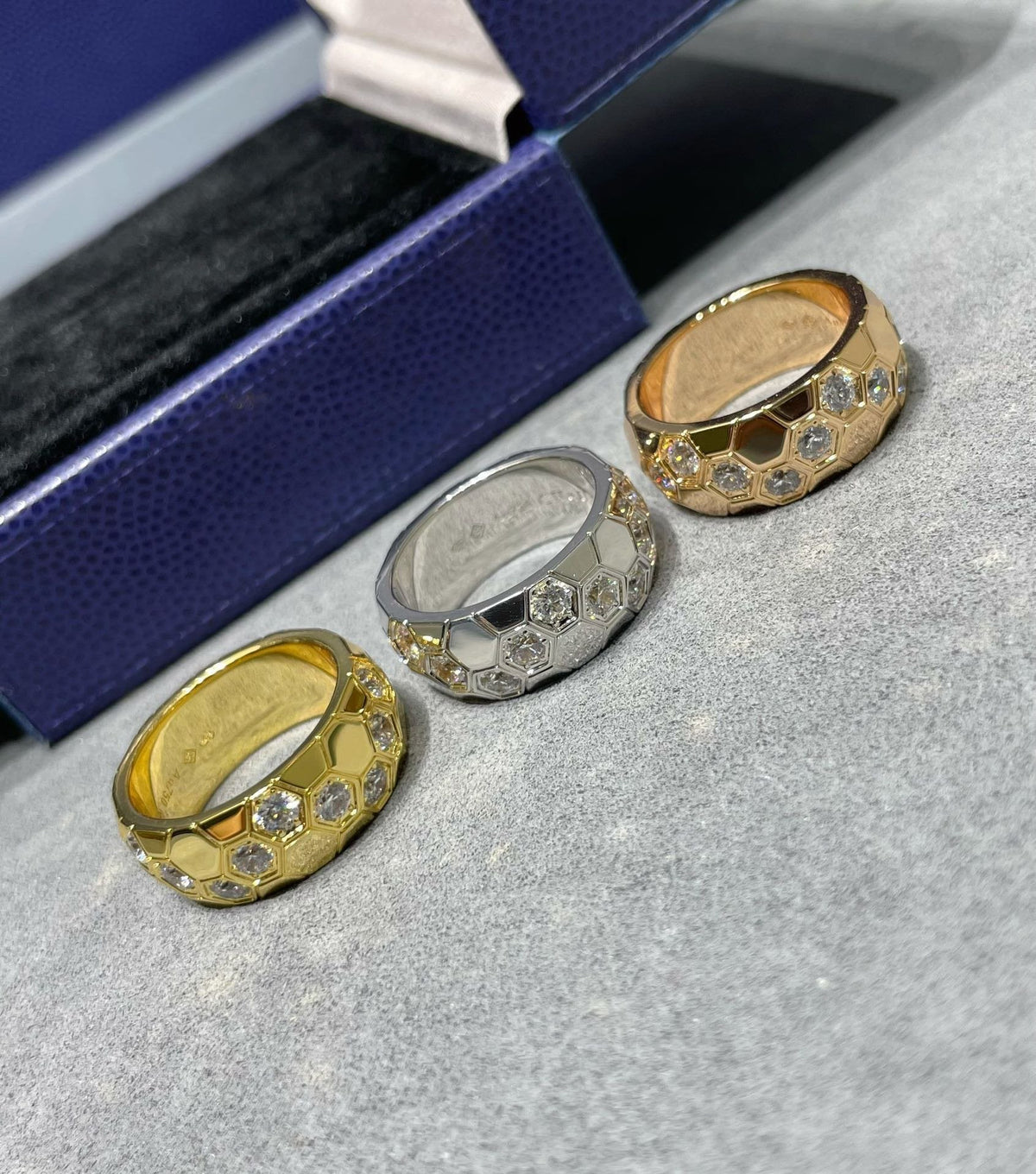 [Regalia Jewelry]BEE LOVE DIAMOND LARGE RING