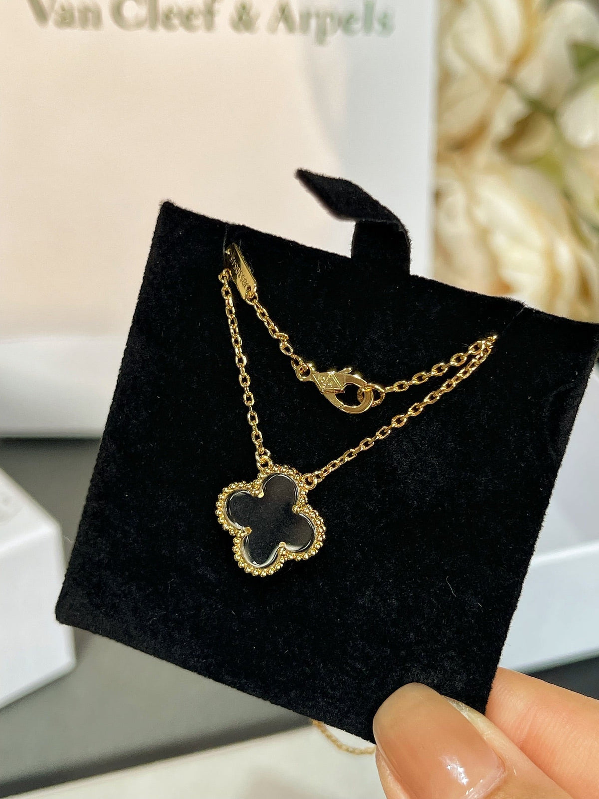 [Regalia Jewelry]CLOVER ROCK CRYSTAL ROSE GOLD NECKLACE