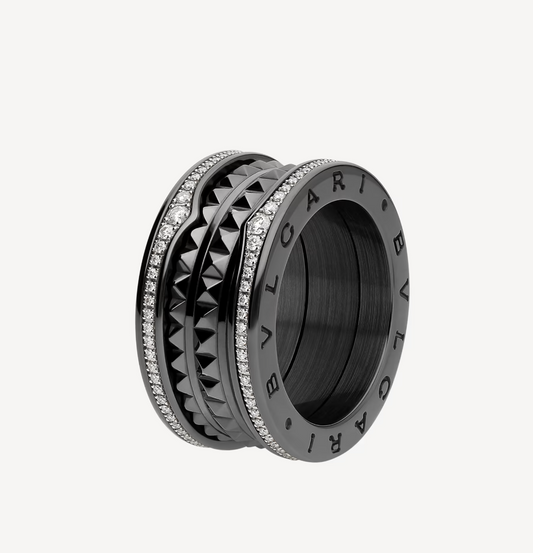 [Regalia Jewelry]ZERO 1 ROCK FOUR-BAND BLACK CERAMIC WITH STUDDED SPIRAL AND PAVED DIAMONDS RING