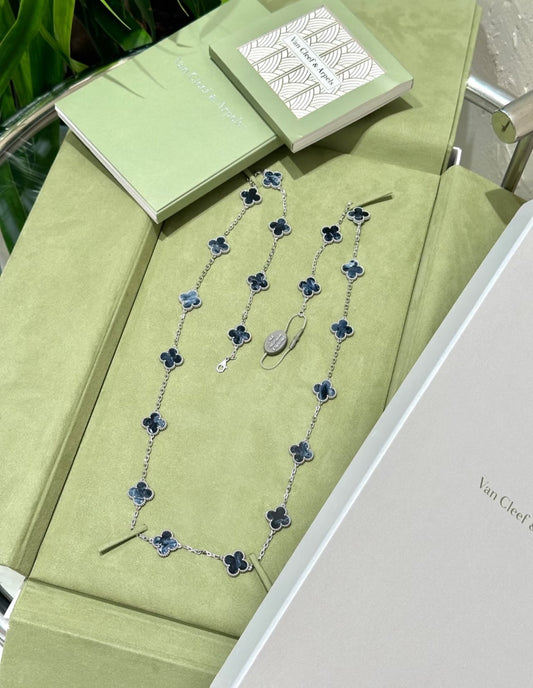 [Regalia Jewelry]CLOVER 20 MOTIFS BIDE STONE NECKLACE