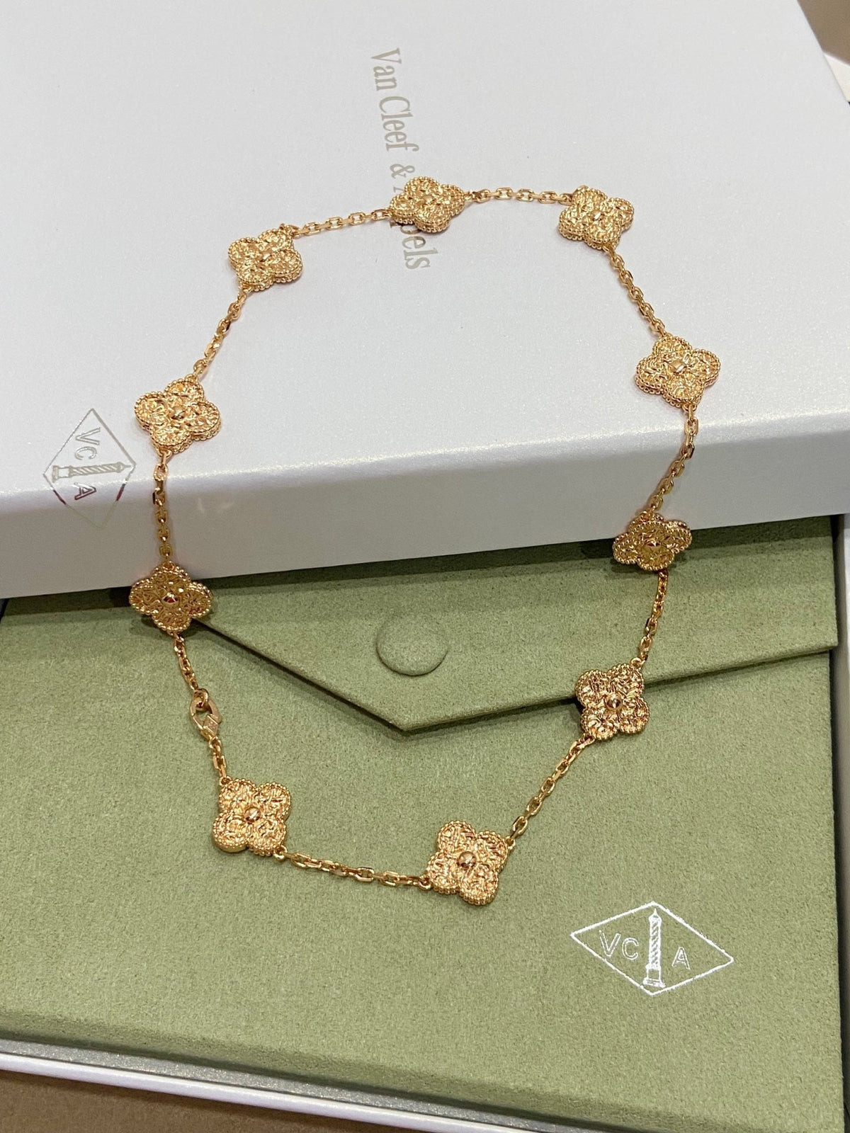 [Regalia Jewelry]CLOVERS THE 10-MOTIFS NECKLACE