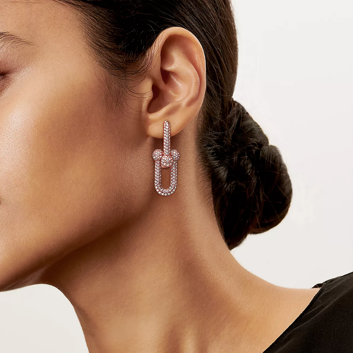 [Regalia Jewels]LARGE LINK EARRINGS PINK GOLD WITH PAVED DIAMONDS