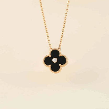[Regalia Jewelry]CLOVER 15MM DIAMOND ONYX NECKLACE