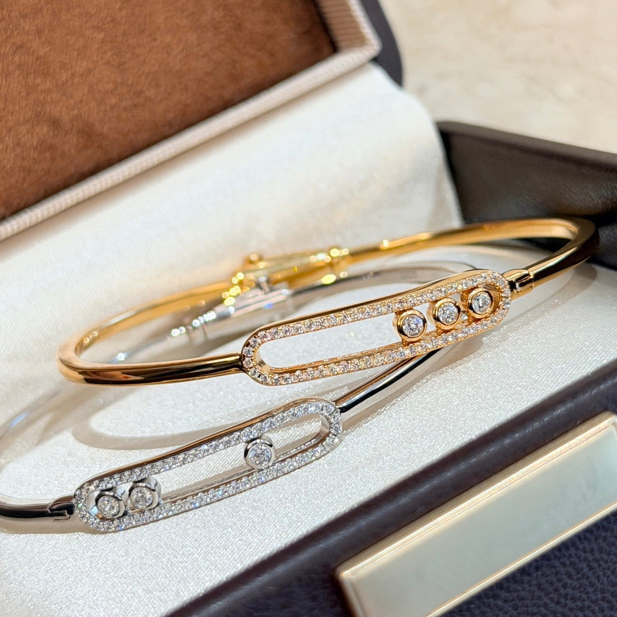 [Regalia  Jewels]Move Pav¨¦ Diamond Bangle Bracelet M