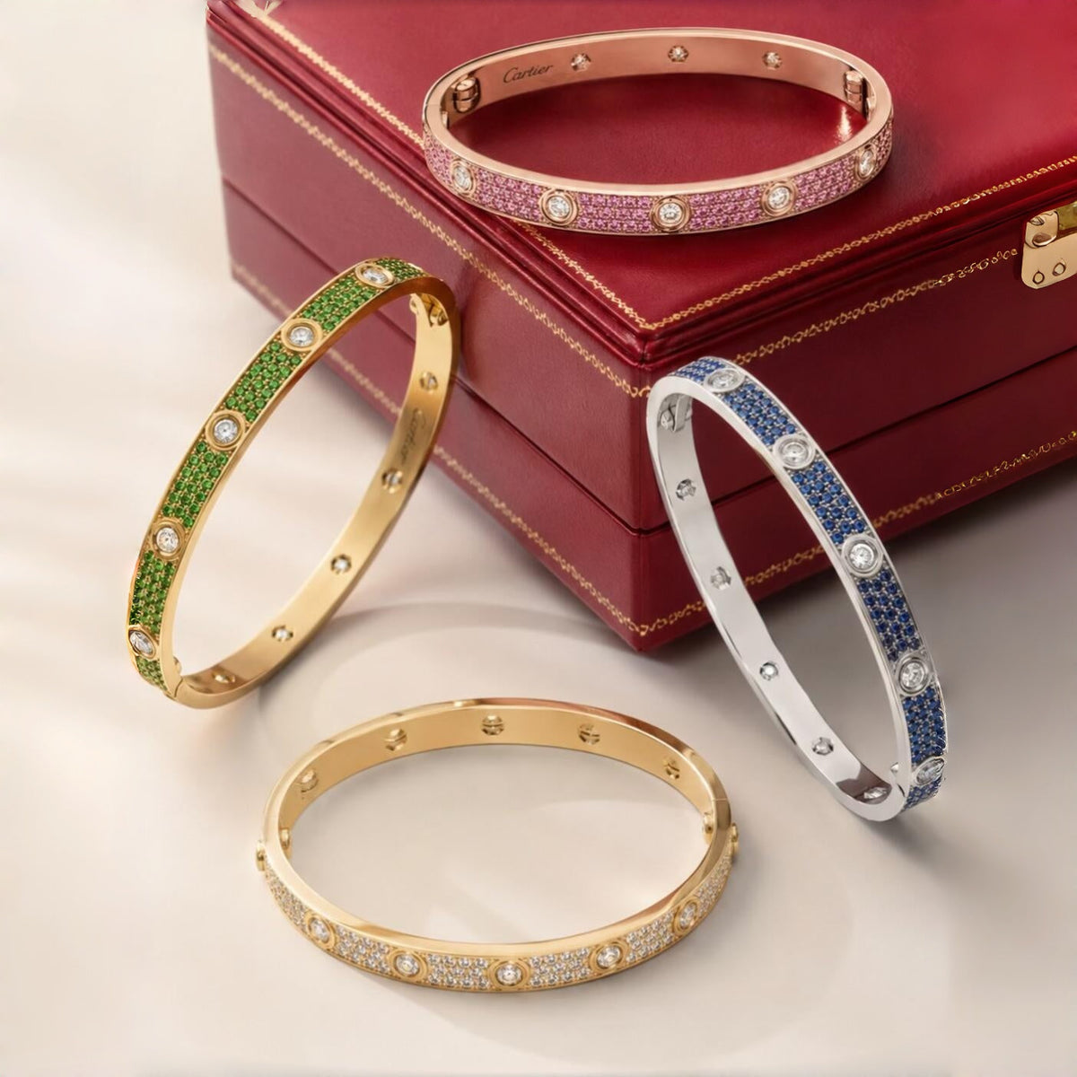 [Regalia Jewelry]2026 PAVE GEMSTONE LOVE BRACELET 6.1MM 10 DIAMONDS