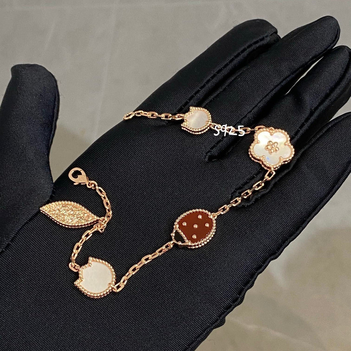 [Regalia Jewelry]LUCKY SPRING 5 MOTIF BRACELET