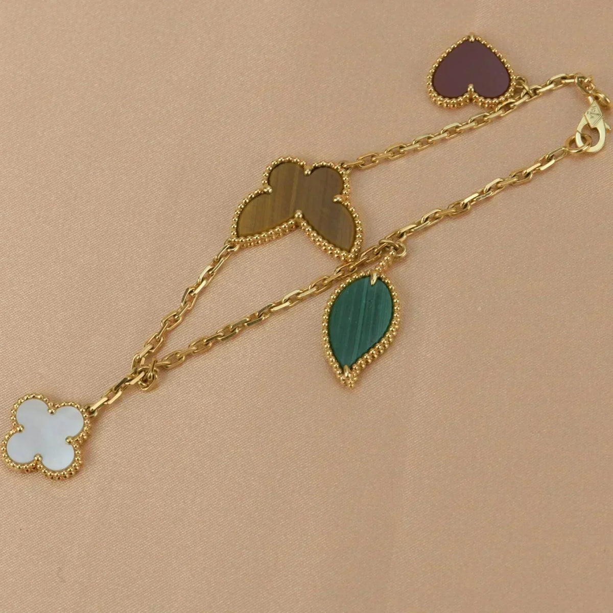 [Regalia Jewelry]LUCKY SPRING 5 MOTIF GOLD BRACELET