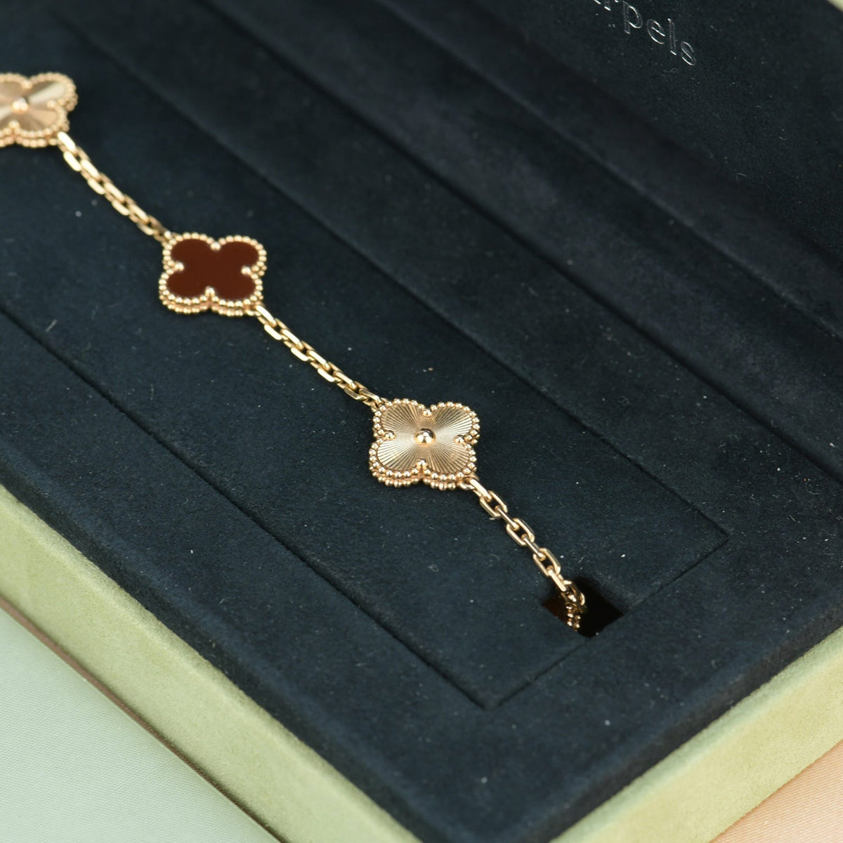 [Regalia Jewelry]CLOVER  5 MOTIFS CARNELIAN GOLD BRACELET