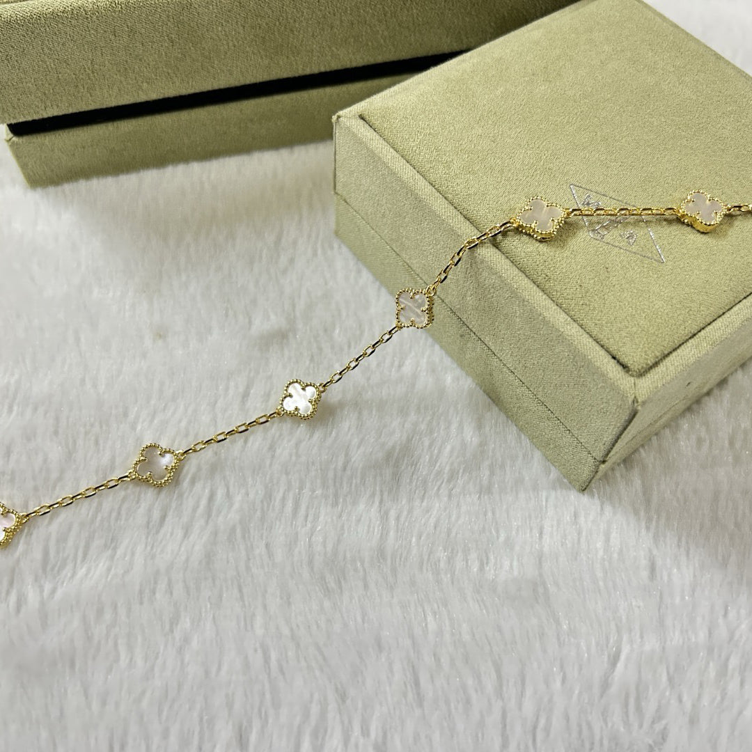 [Regalia Jewelry]CLOVER 6 MOTIF WHITE MOP BRACELET