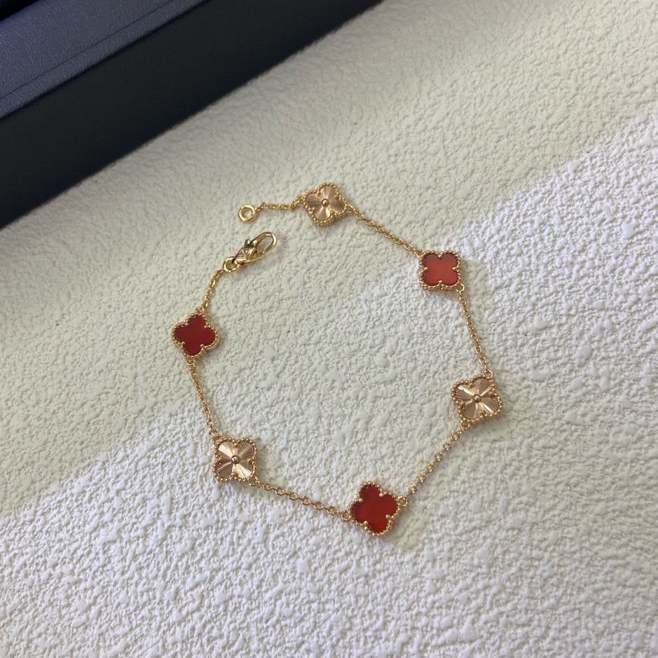 [Regalia Jewelry]CLOVER 6 MOTIF RED AGATE LASER BRACELET