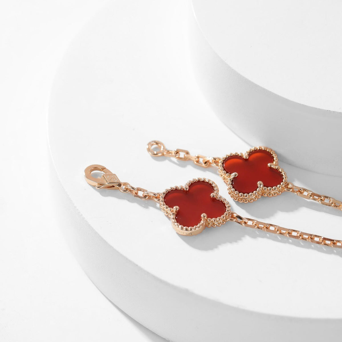 [Regalia Jewelry]CLOVERS THE  10-MOTIFS CARNELIAN NECKLACE