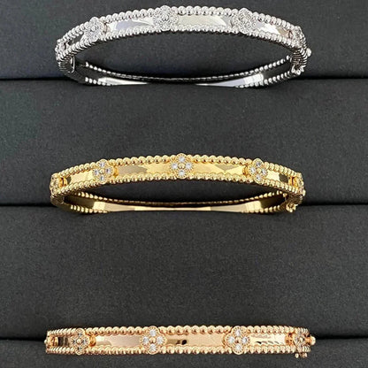 [Regalia Jewelry]CLOVER BRACELET 4MM DIAMONDS