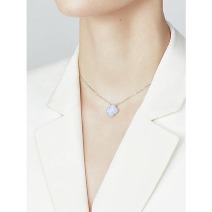 [Regalia Jewelry]CLOVER 15MM BLUE CHALCEDONY NECKLACE SILVER