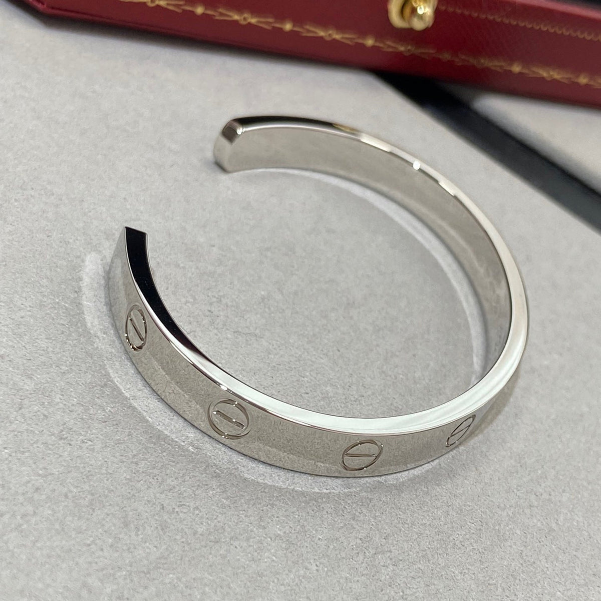 [Regalia Jewelry]LOVE BRACELET 6.1MM 1 DIAMOND OPEN CUFF