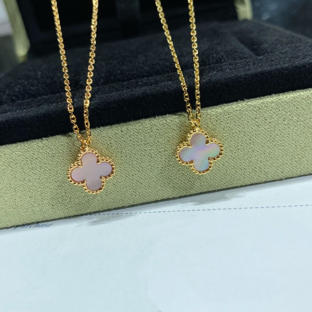 [Regalia Jewelry]CLOVER 15MM PINK MOTHER-OF-PEARL SINGLE FLOWER NECKLACE