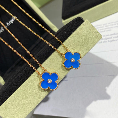 [Regalia Jewelry]CLOVER 15MM DIAMOND AND BLUE AGATE NECKLACE