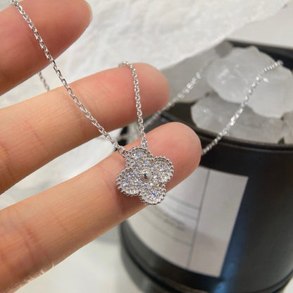 [Regalia Jewelry]CLOVER 15MM DIAMOND SINGLE FLOWER NECKLACE
